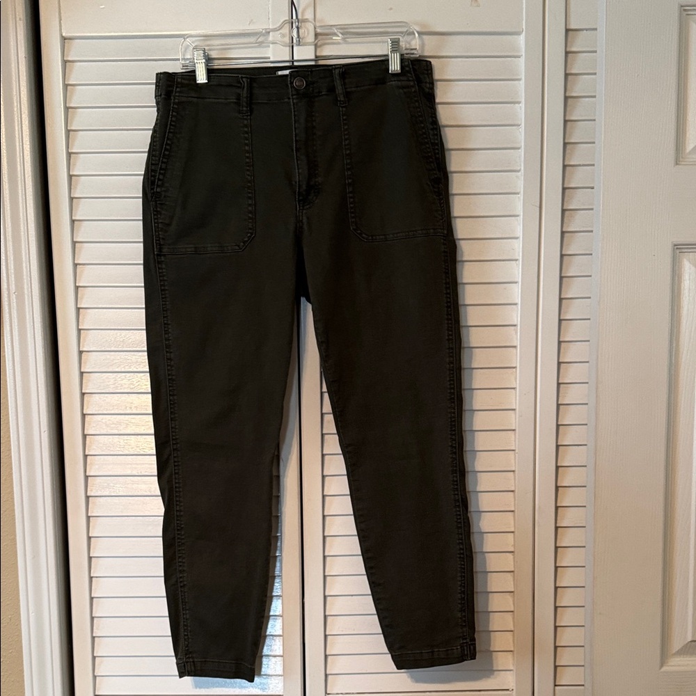 Studio Ladies Dark Olive Chinos